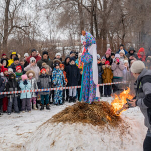 Фотографии с празднования Масленицы в СГК «Изумруд» 26.02.2023