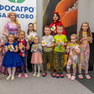 Фотографии с мастер-класса 08.03.2023 «Открытки от принцесс»