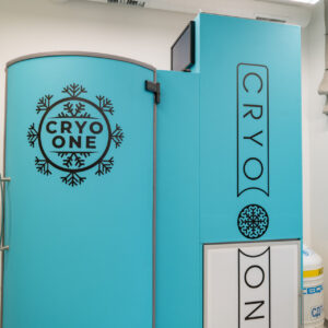 Общая криотерапия (криосауна CryoOne)